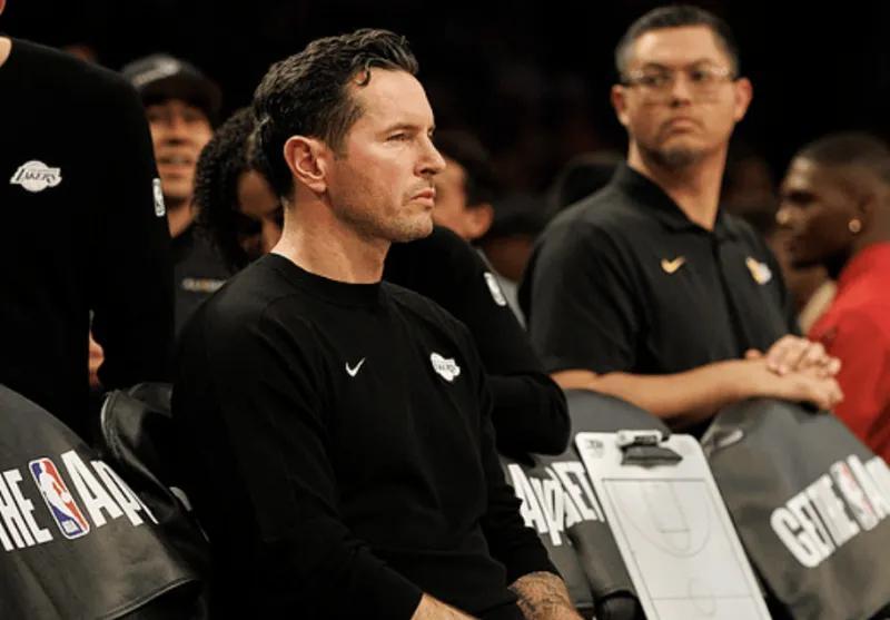 49图库官网首页-雷迪克发布会拒不背锅！不满球队投篮，仍自信防守，八村下场复出